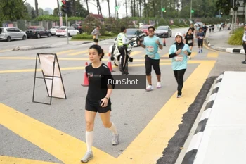 Runner Photo 4256034