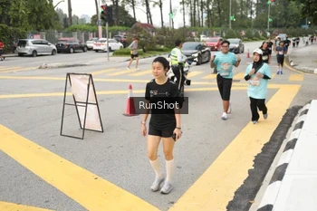 Runner Photo 4256039