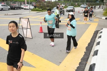 Runner Photo 4256040