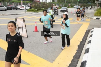 Runner Photo 4256044