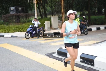 Runner Photo 4256051