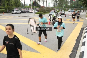 Runner Photo 4256052