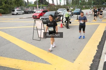 Runner Photo 4256058