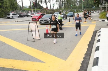 Runner Photo 4256059