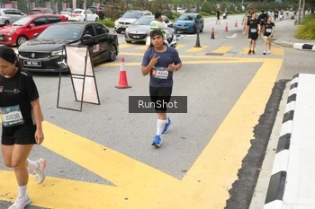 Runner Photo 4256071