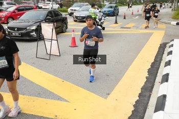 Runner Photo 4256076