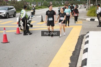 Runner Photo 4256079