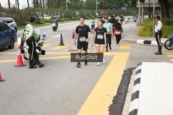 Runner Photo 4256085