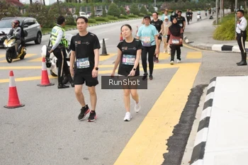 Runner Photo 4256091