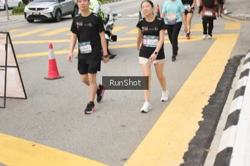 Runner Photo 4256092
