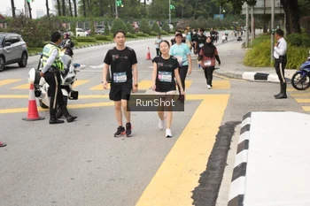 Runner Photo 4256094