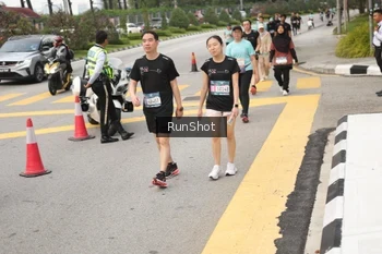 Runner Photo 4256102