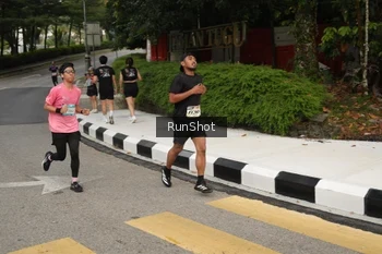 Runner Photo 4256124