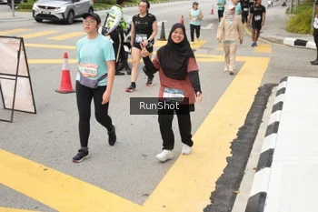Runner Photo 4256127
