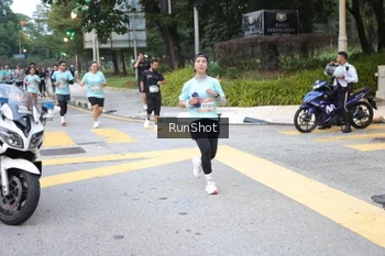 Runner Photo 4256129