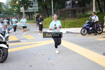 Runner Photo 4256152