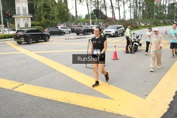 Runner Photo 4256153