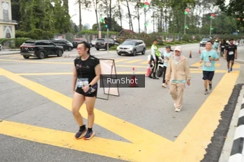 Runner Photo 4256154