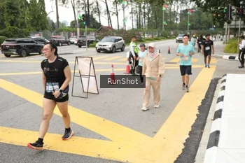 Runner Photo 4256166