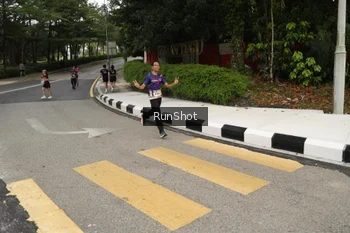 Runner Photo 4256186