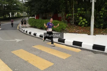 Runner Photo 4256190