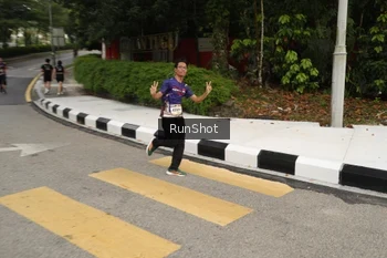 Runner Photo 4256193