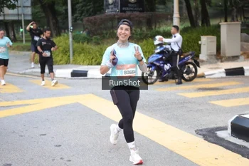 Runner Photo 4256194