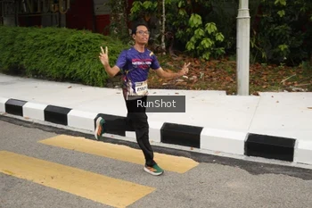 Runner Photo 4256201
