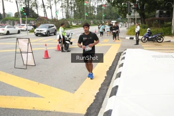 Runner Photo 4256203