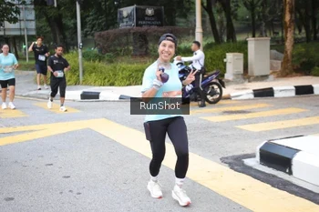 Runner Photo 4256204