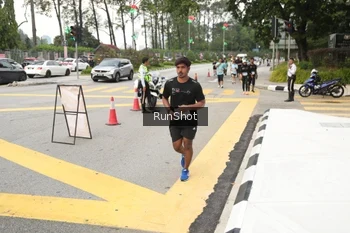 Runner Photo 4256206