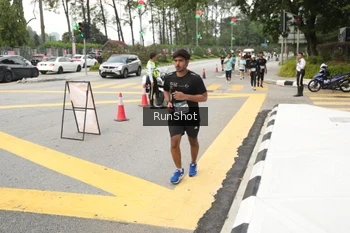 Runner Photo 4256208
