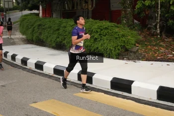 Runner Photo 4256223