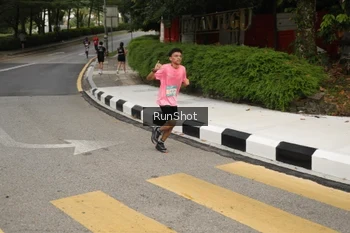 Runner Photo 4256237