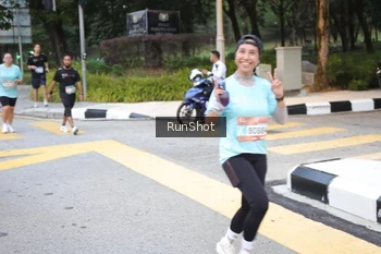 Runner Photo 4256251