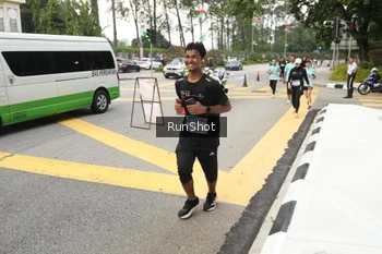 Runner Photo 4256254