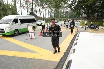 Runner Photo 4256268
