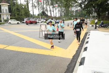 Runner Photo 4256282