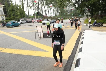 Runner Photo 4256291