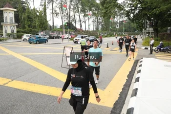 Runner Photo 4256292