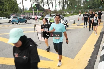 Runner Photo 4256293