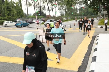 Runner Photo 4256304