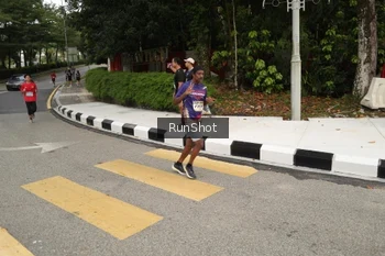 Runner Photo 4256324