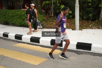 Runner Photo 4256325
