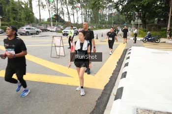 Runner Photo 4256333