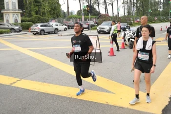 Runner Photo 4256338