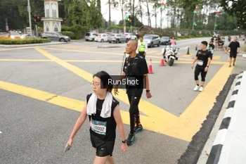 Runner Photo 4256342
