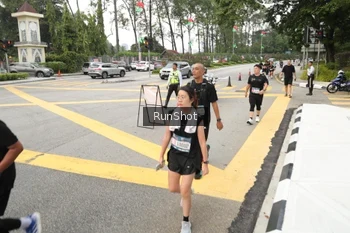 Runner Photo 4256347