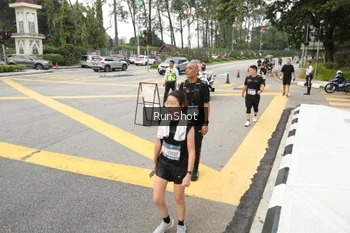 Runner Photo 4256355