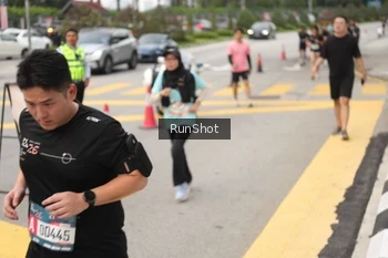 Runner Photo 4256357